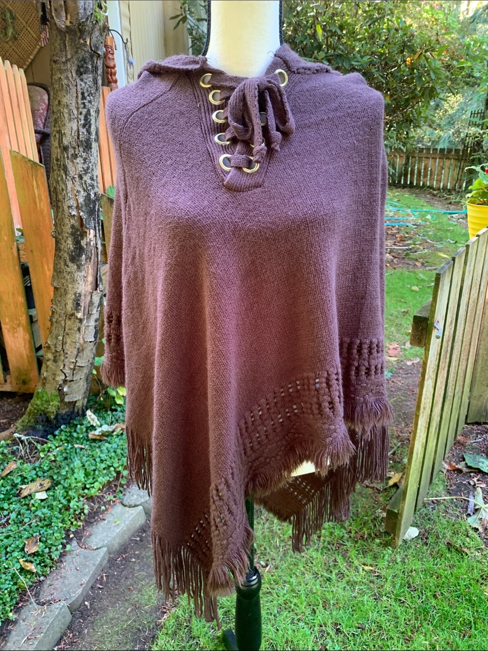 KALEIDOSCOPE Women’s Chocolate Brown Fringe Hooded Poncho with Lace-Up Neck NWT